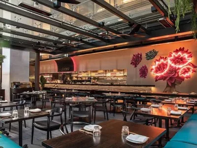 Overview of the LILYMU dining room and open kitchen